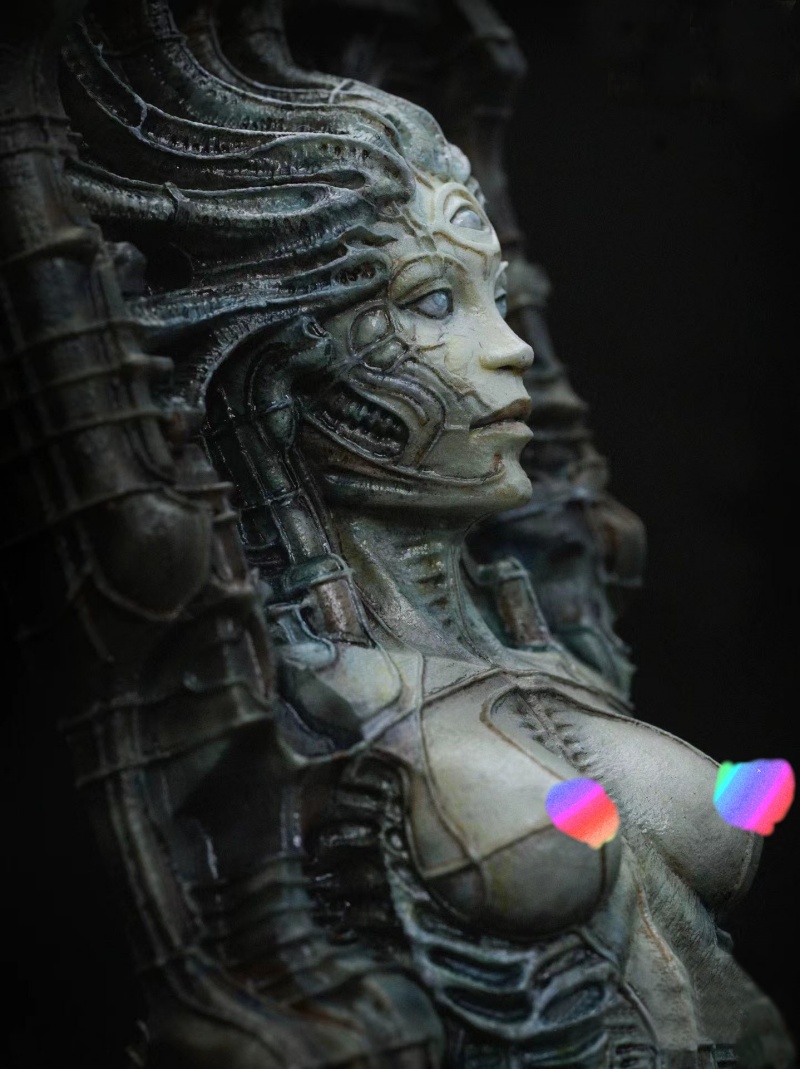 Silicone Mold Alien Queen DIY  - Candle. Queen review and price