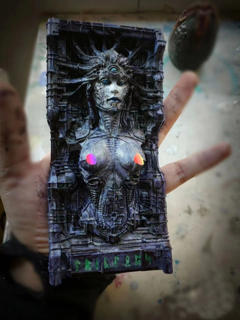 Silicone Mold Alien Queen DIY  - Candle. Queen review and price